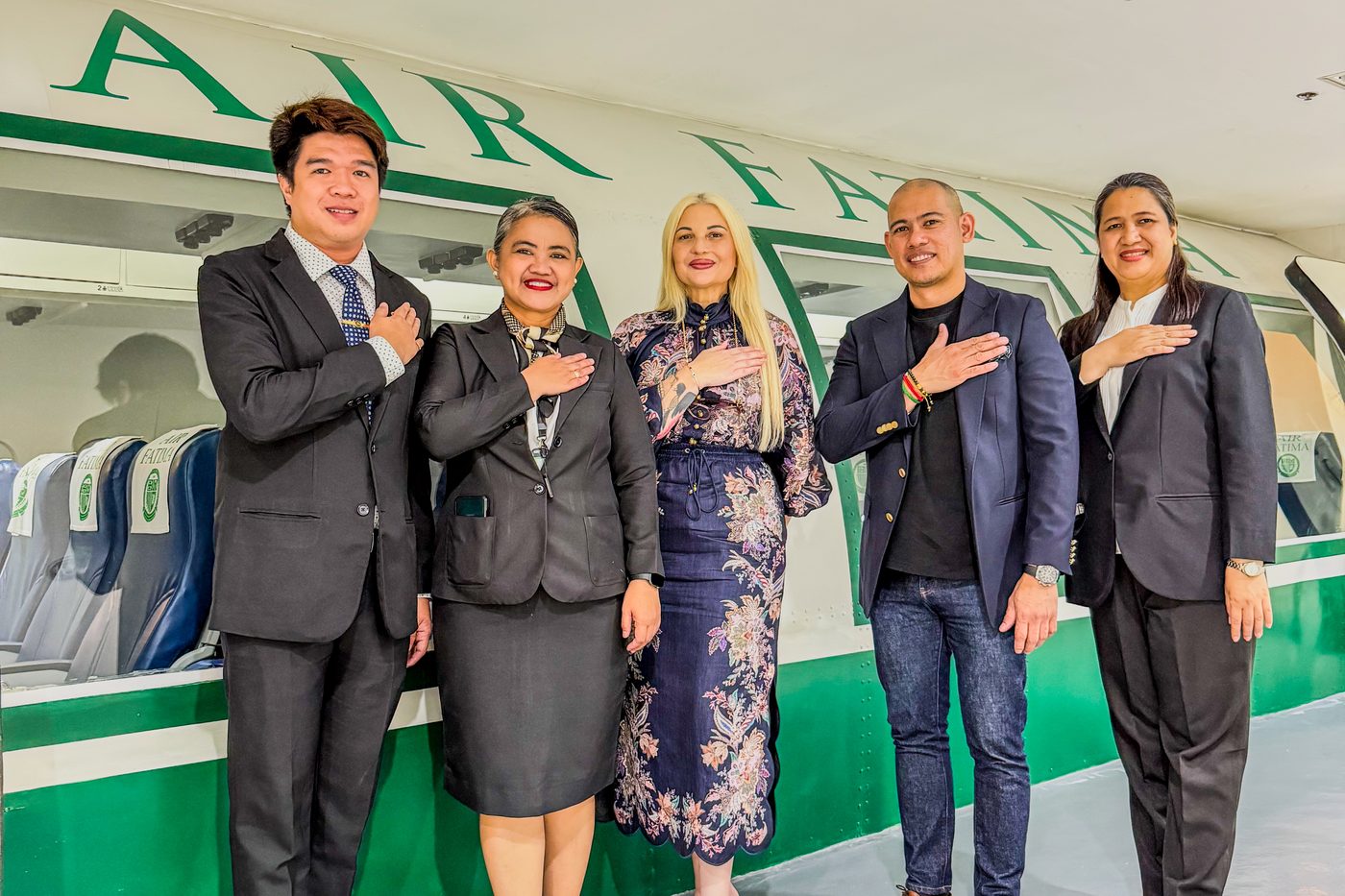 Summit guests in the university&rsquo;s aircraft-cabin training facility